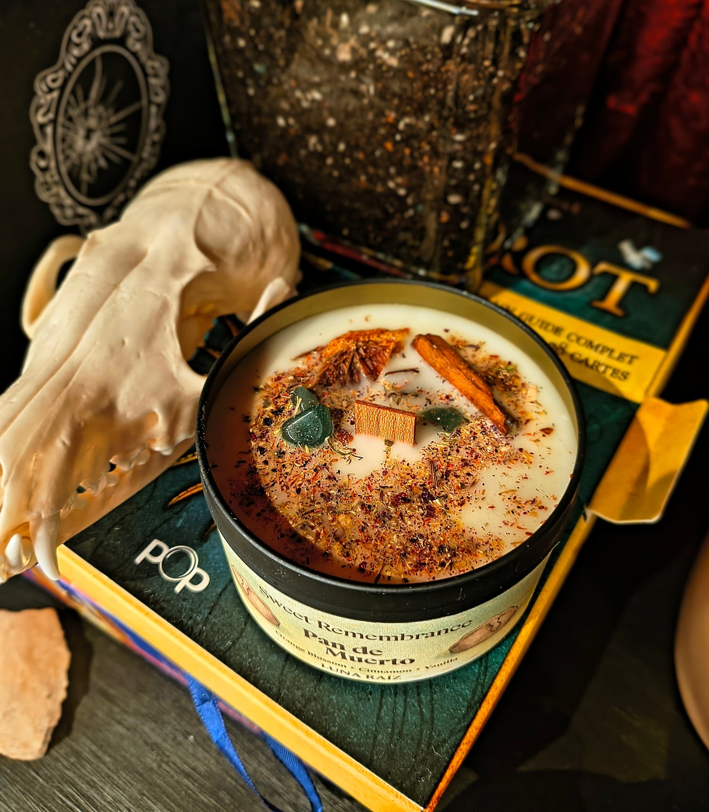 🍁 sweet remembrance candle (pan de muerto)