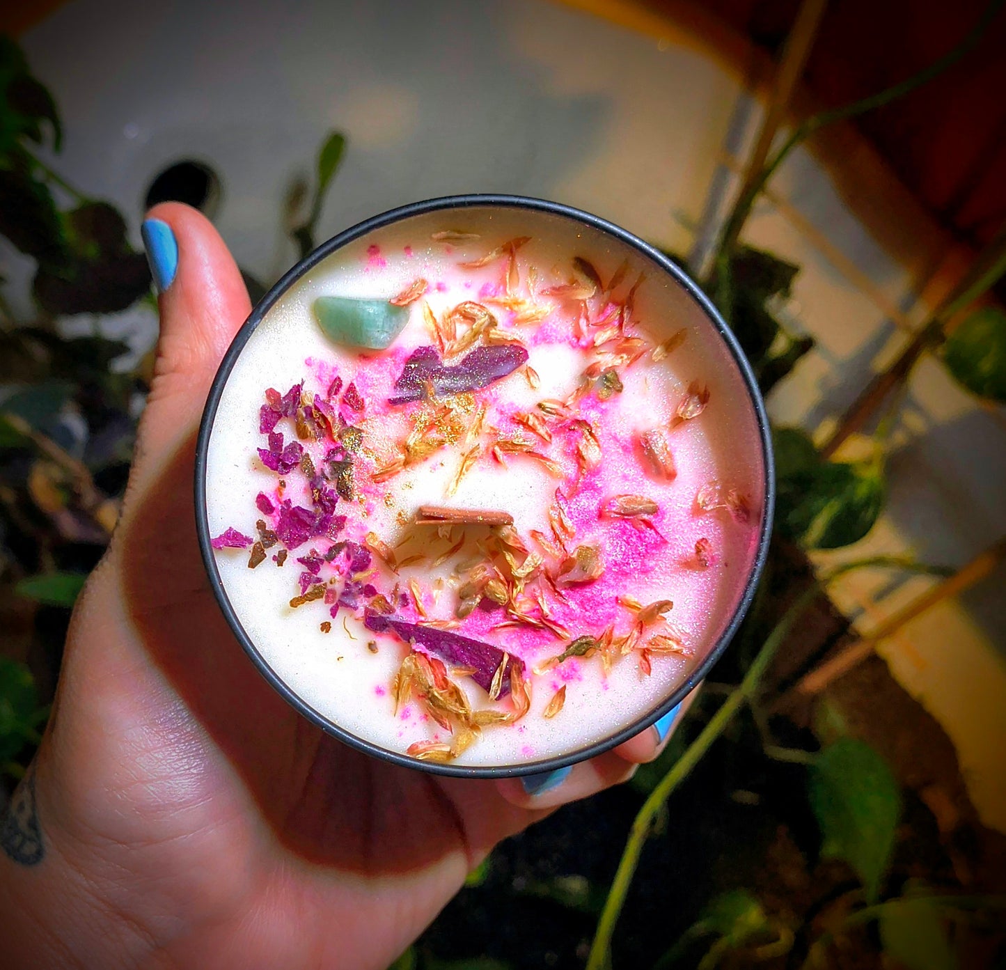 Luna candle ethereal bloom