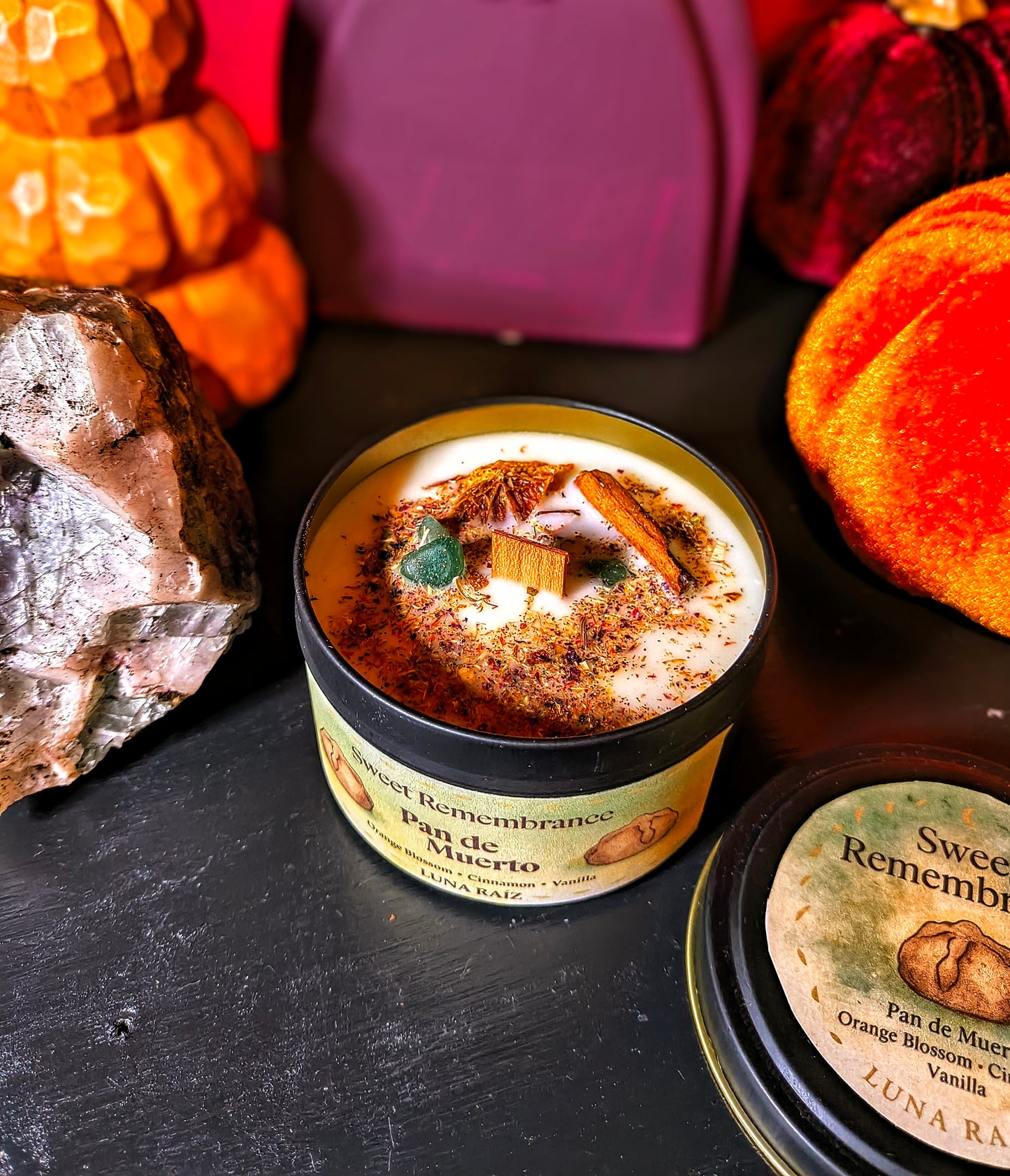 🍁 sweet remembrance candle (pan de muerto)