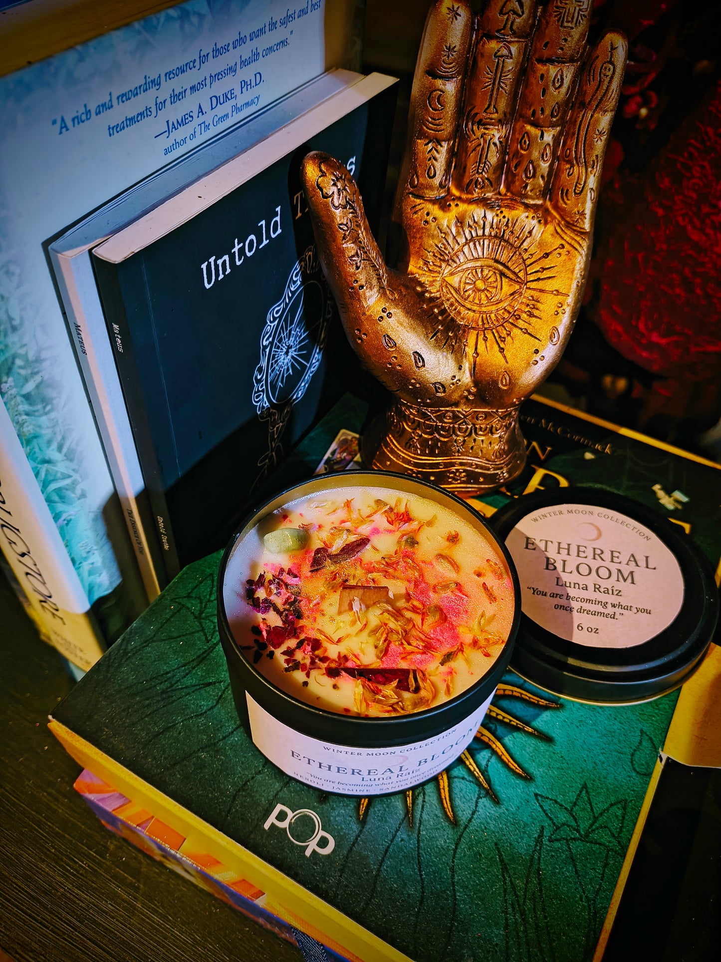 Luna candle ethereal bloom